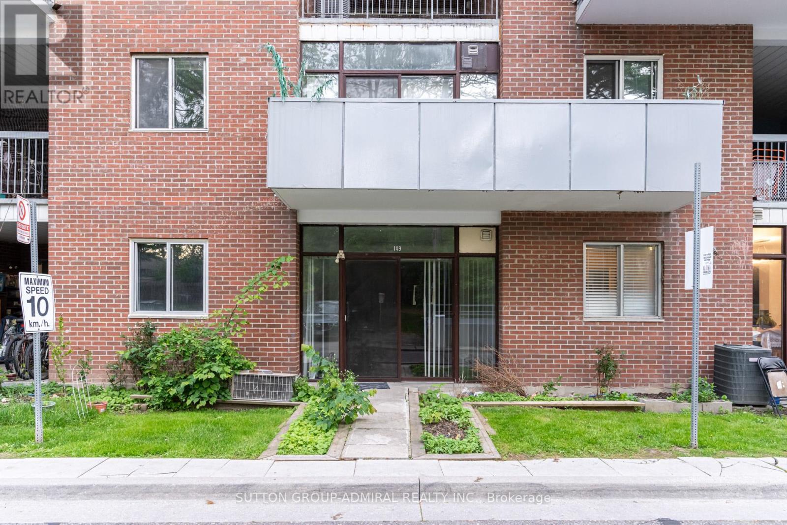 149 - 3025 The Credit Woodlands, Mississauga (Erindale), Ontario  L5C 2V3 - Photo 5 - W12189554