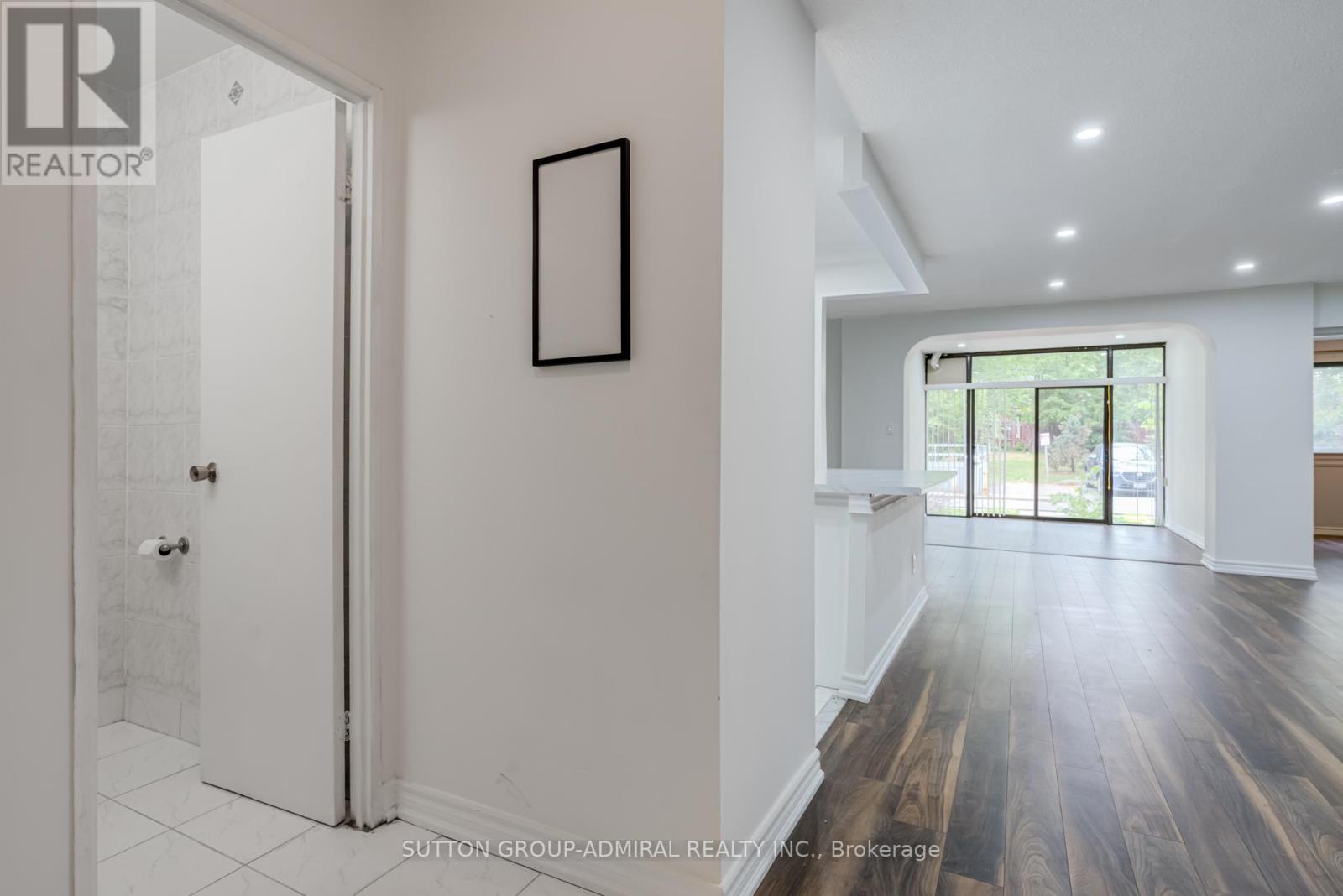 149 - 3025 The Credit Woodlands, Mississauga (Erindale), Ontario  L5C 2V3 - Photo 8 - W12189554