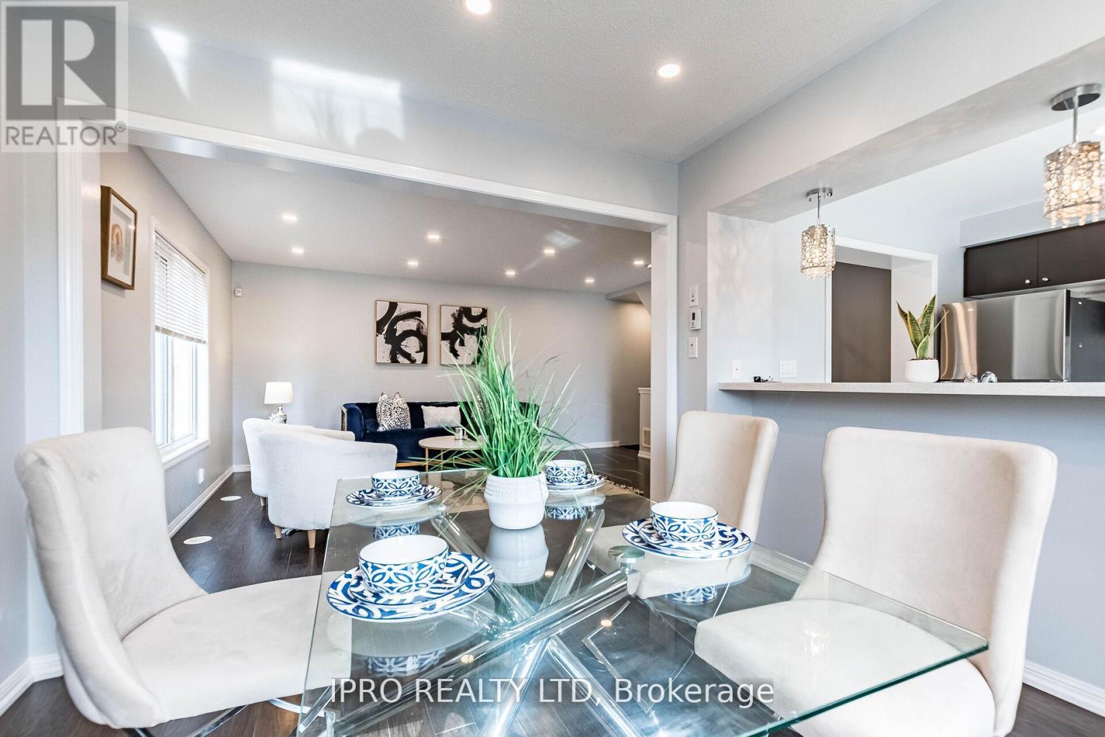 227 Slingsby Landing, Milton (Ha Harrison), Ontario  L9T 7B6 - Photo 22 - W12190360