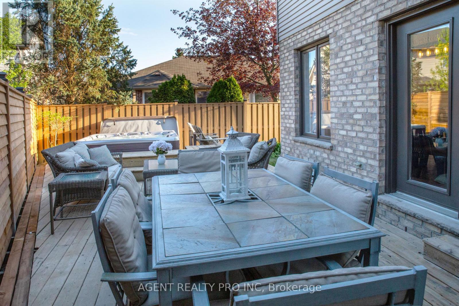 55 Moraine Crescent, London North, Ontario  N6G 4Z1 - Photo 45 - X12190535