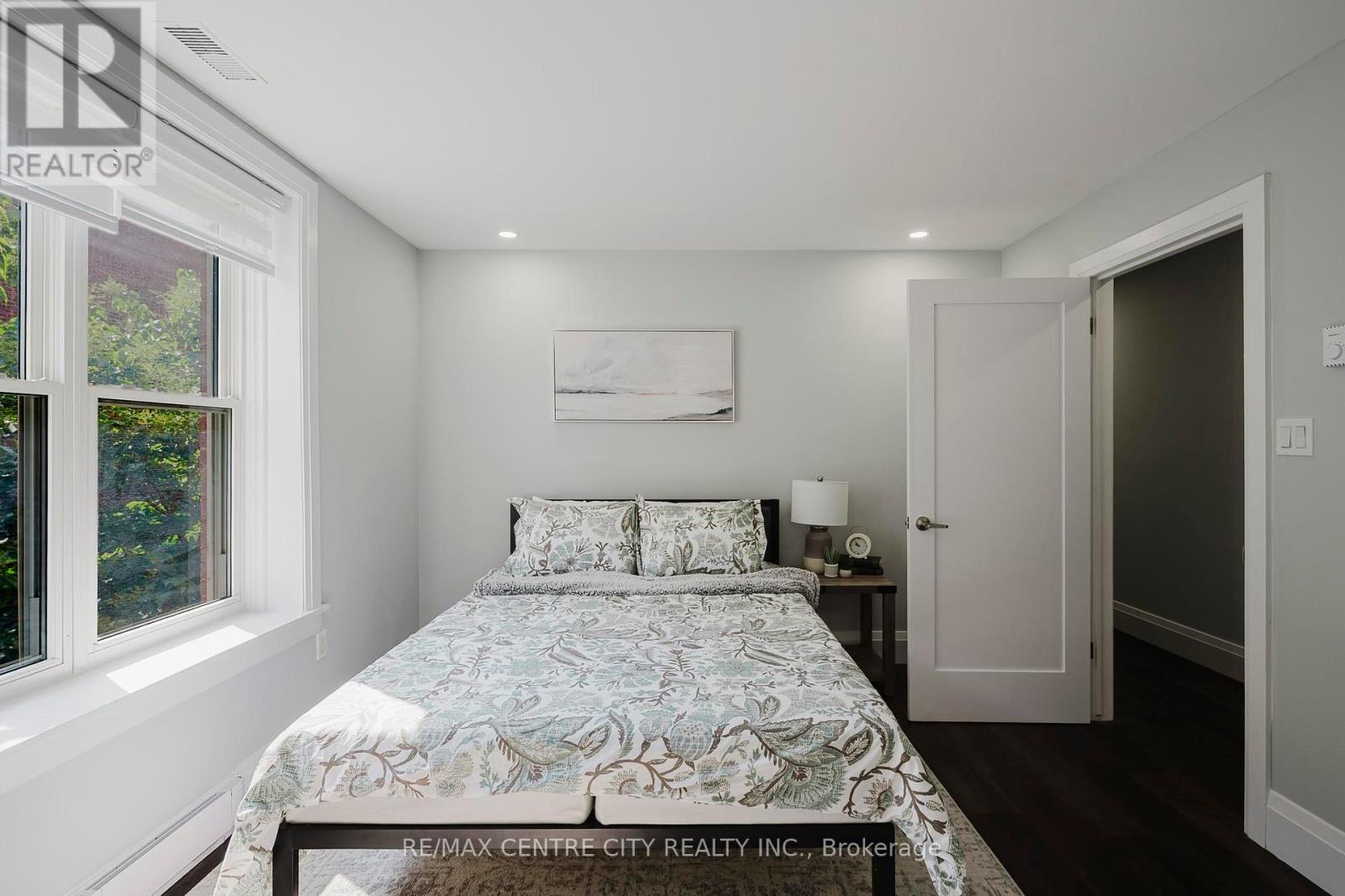 309 - 460 Wellington Street, London East (East F), Ontario  N6A 3P8 - Photo 4 - X12190541