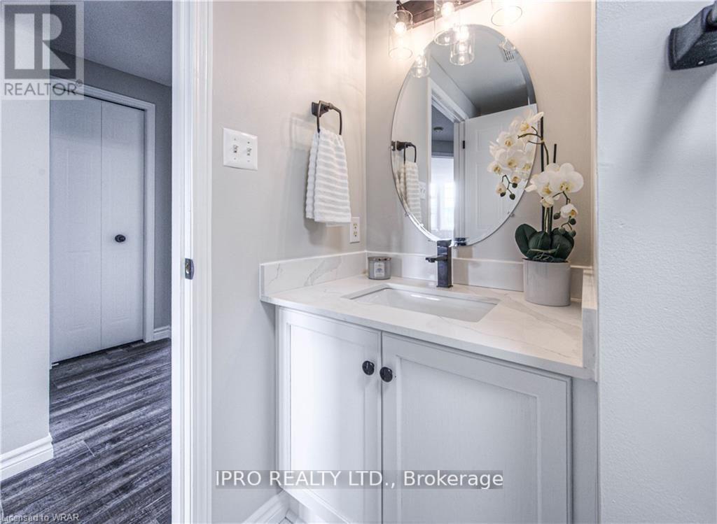 99 Amanda Walk, Cambridge, Ontario  N3C 4K7 - Photo 10 - X12190400