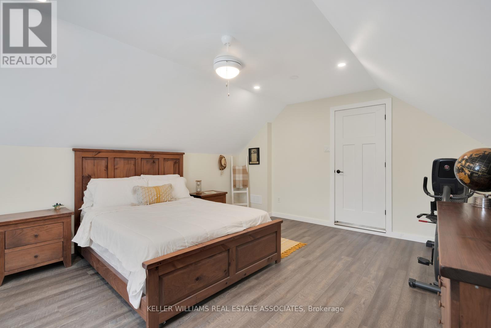 8037 Springwater Road, Central Elgin, Ontario  N5H 2R4 - Photo 25 - X12190427