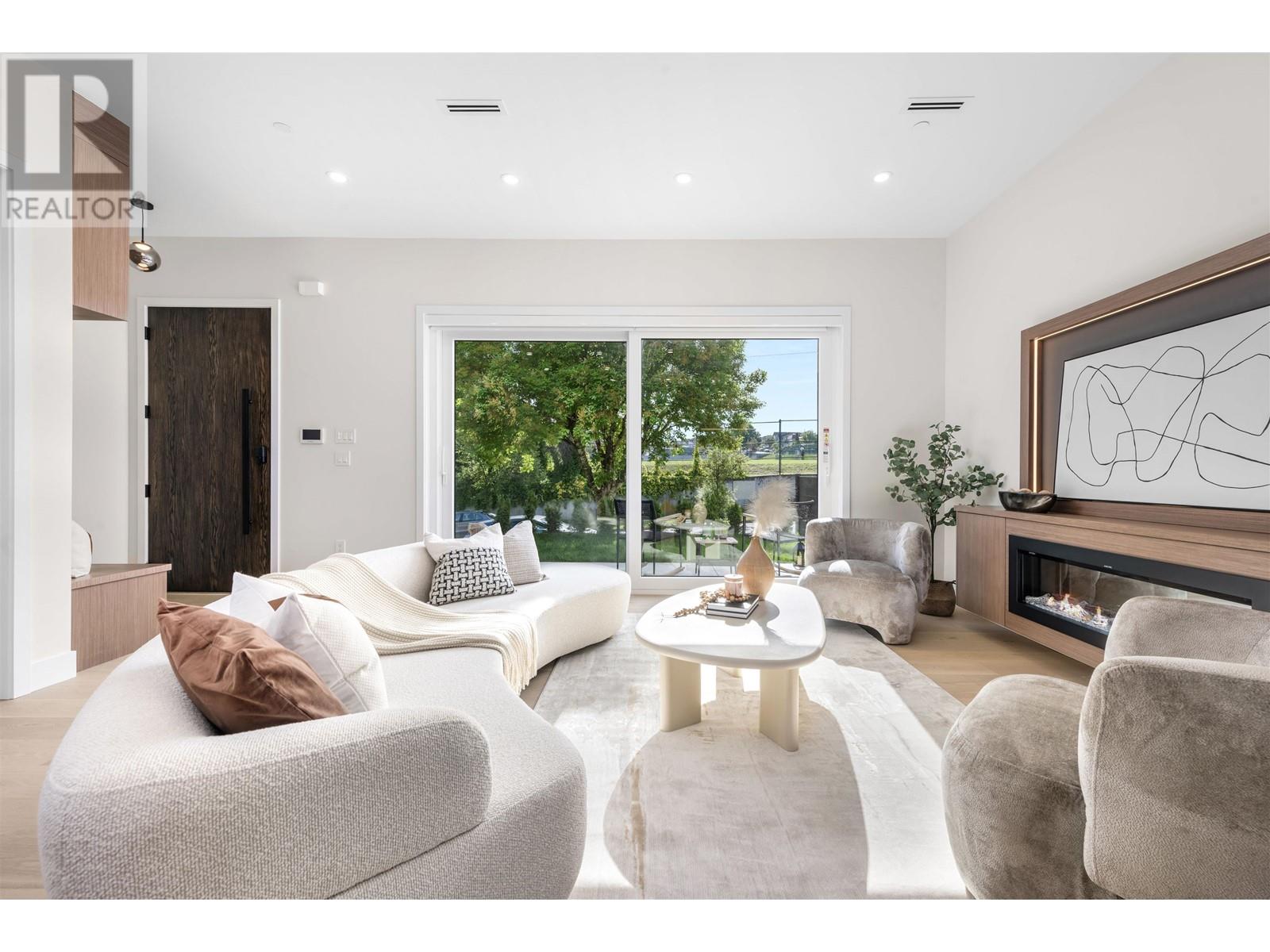 1 4069 Lillooet Street, Vancouver, British Columbia  V5R 2G1 - Photo 4 - R3009986