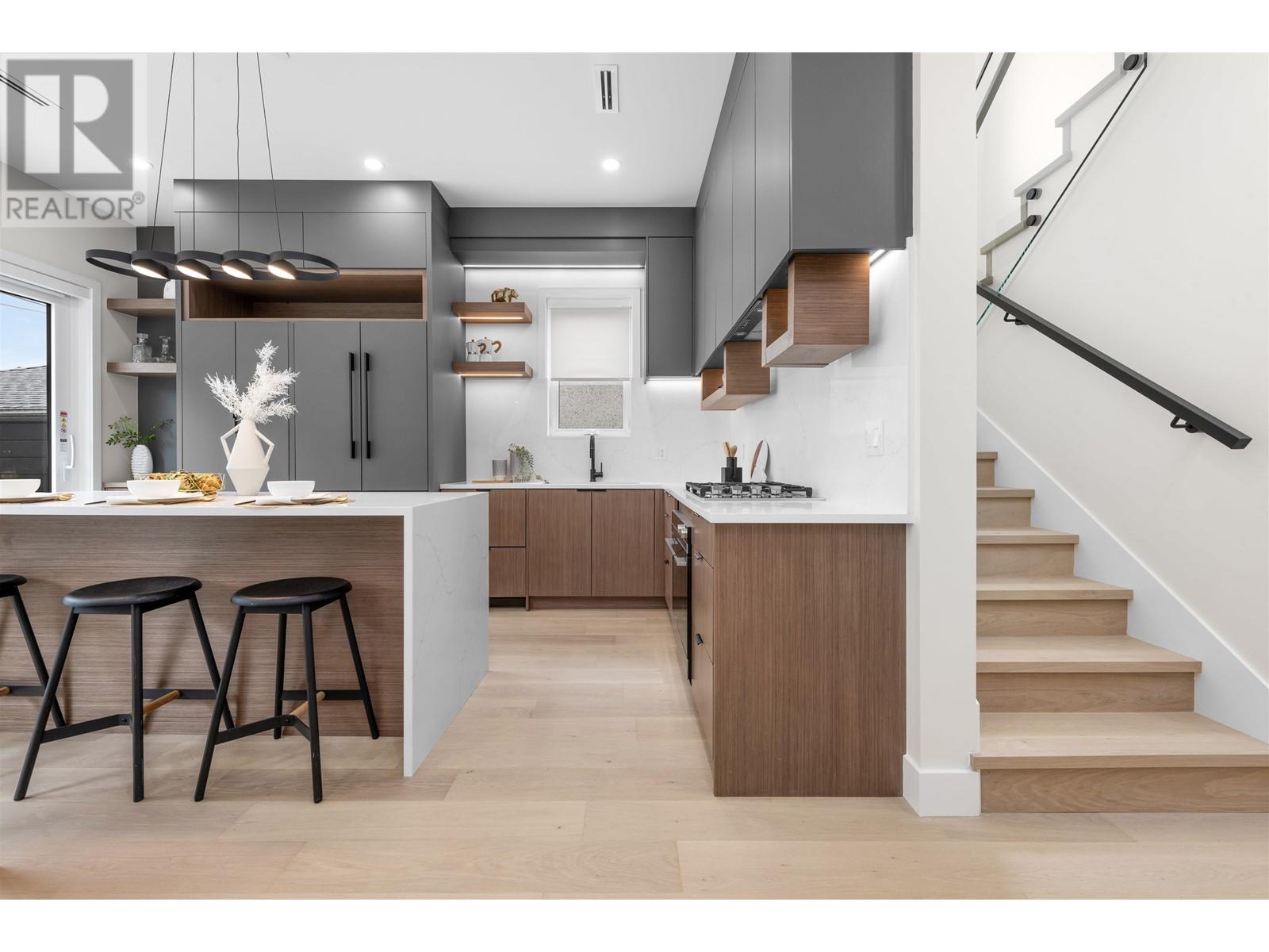 2 4069 Lillooet Street, Vancouver, British Columbia  V5R 2G1 - Photo 1 - R3009990