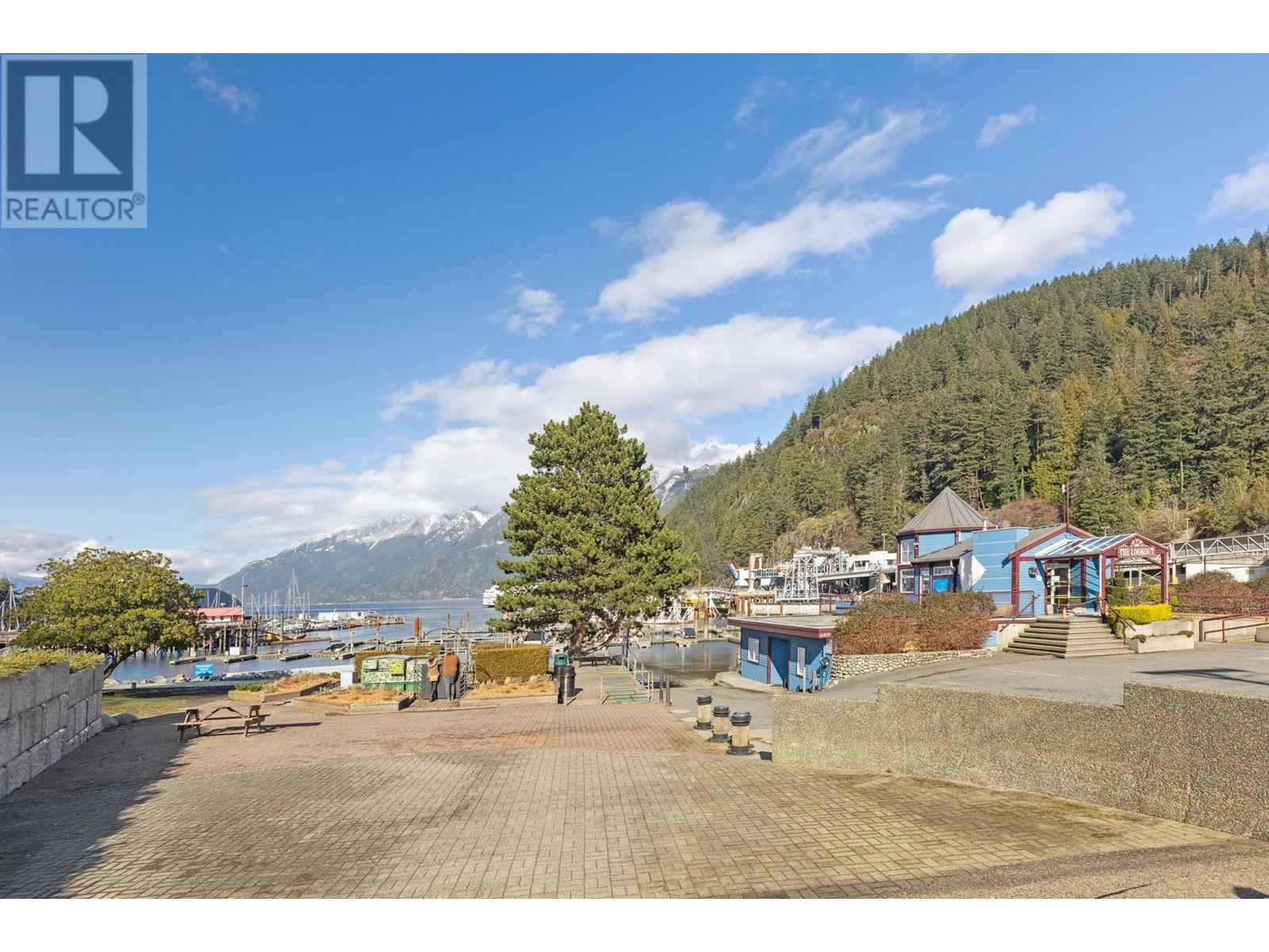 209 6688 Royal Avenue, West Vancouver, British Columbia  V7W 2B9 - Photo 22 - R3010025