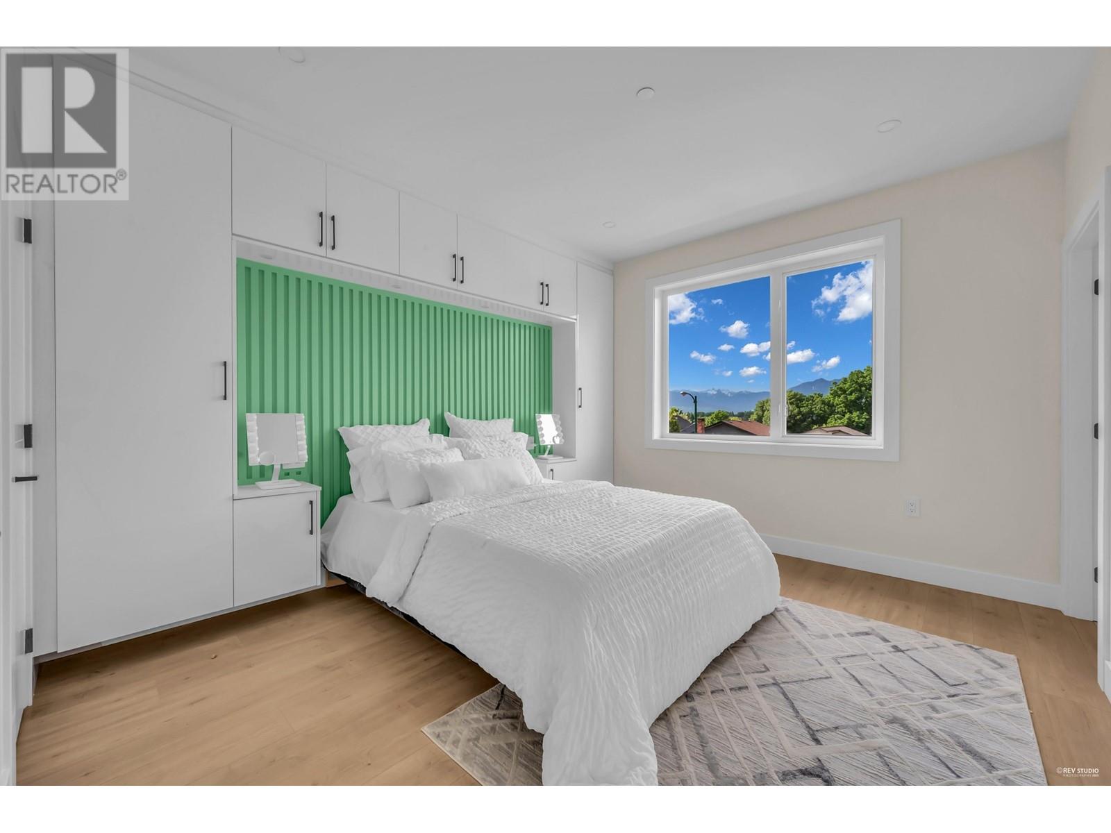 2 2512 E 22 Avenue, Vancouver, British Columbia  V5M 2X5 - Photo 11 - R3010048