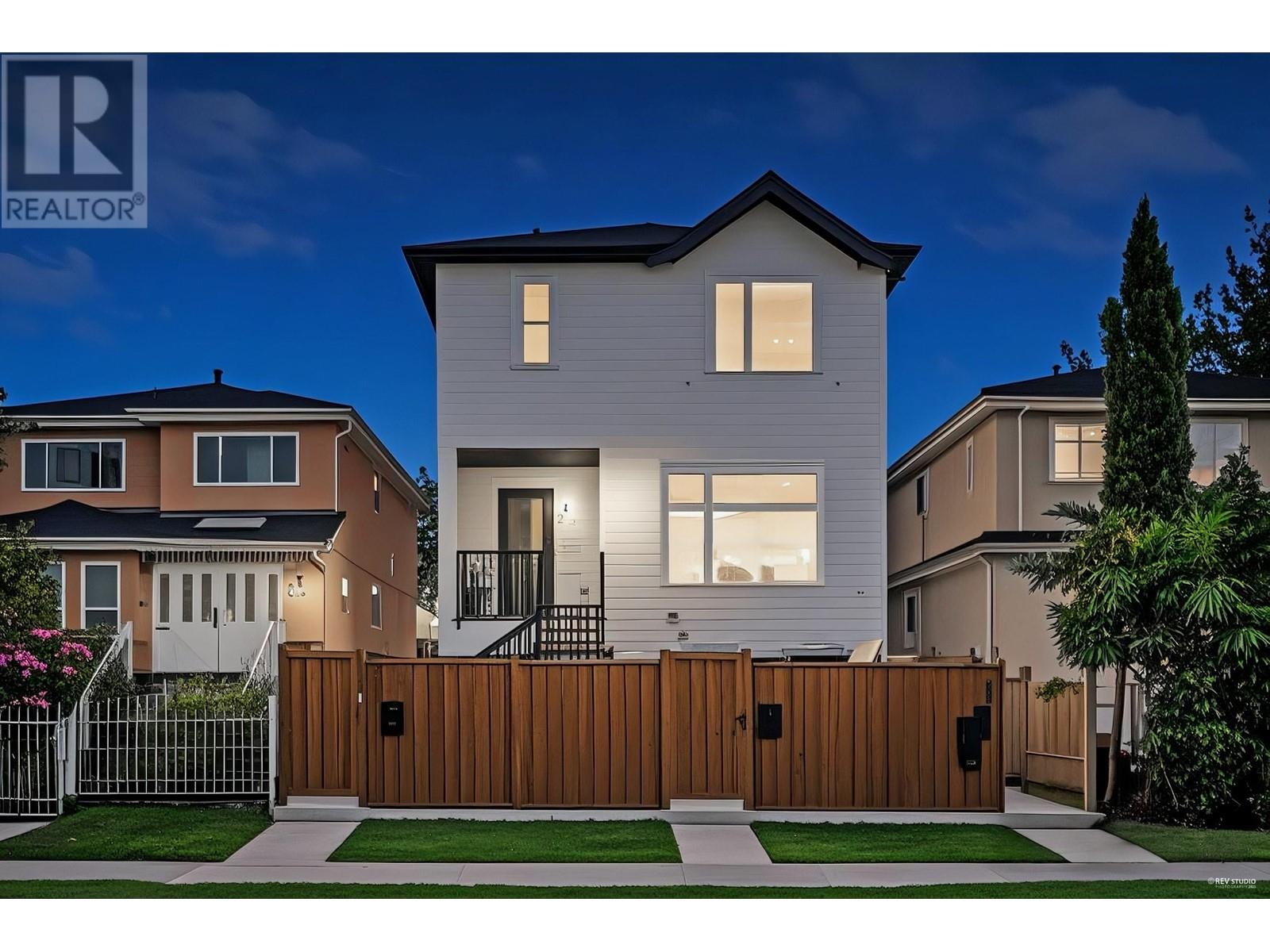 2 2512 E 22 Avenue, Vancouver, British Columbia  V5M 2X5 - Photo 19 - R3010048