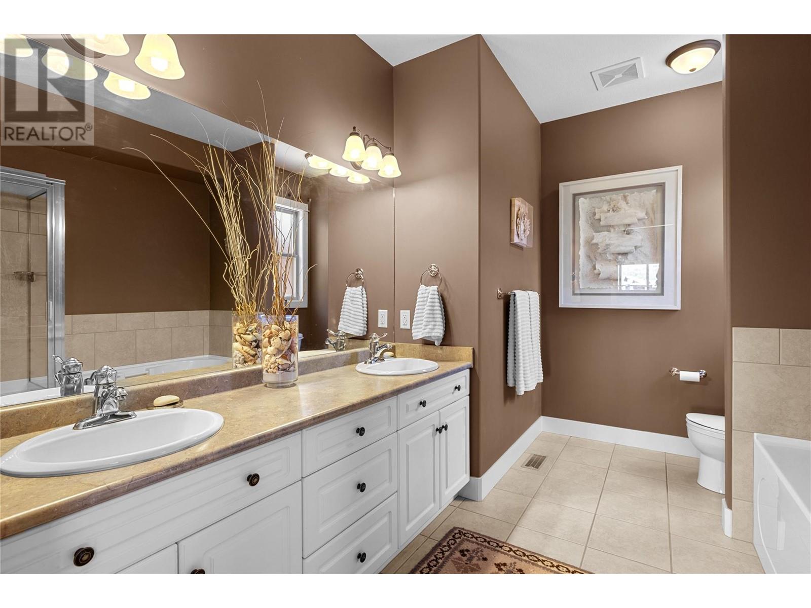 3694 Sonoma Pines Drive, Westbank, BC V4T2Y2