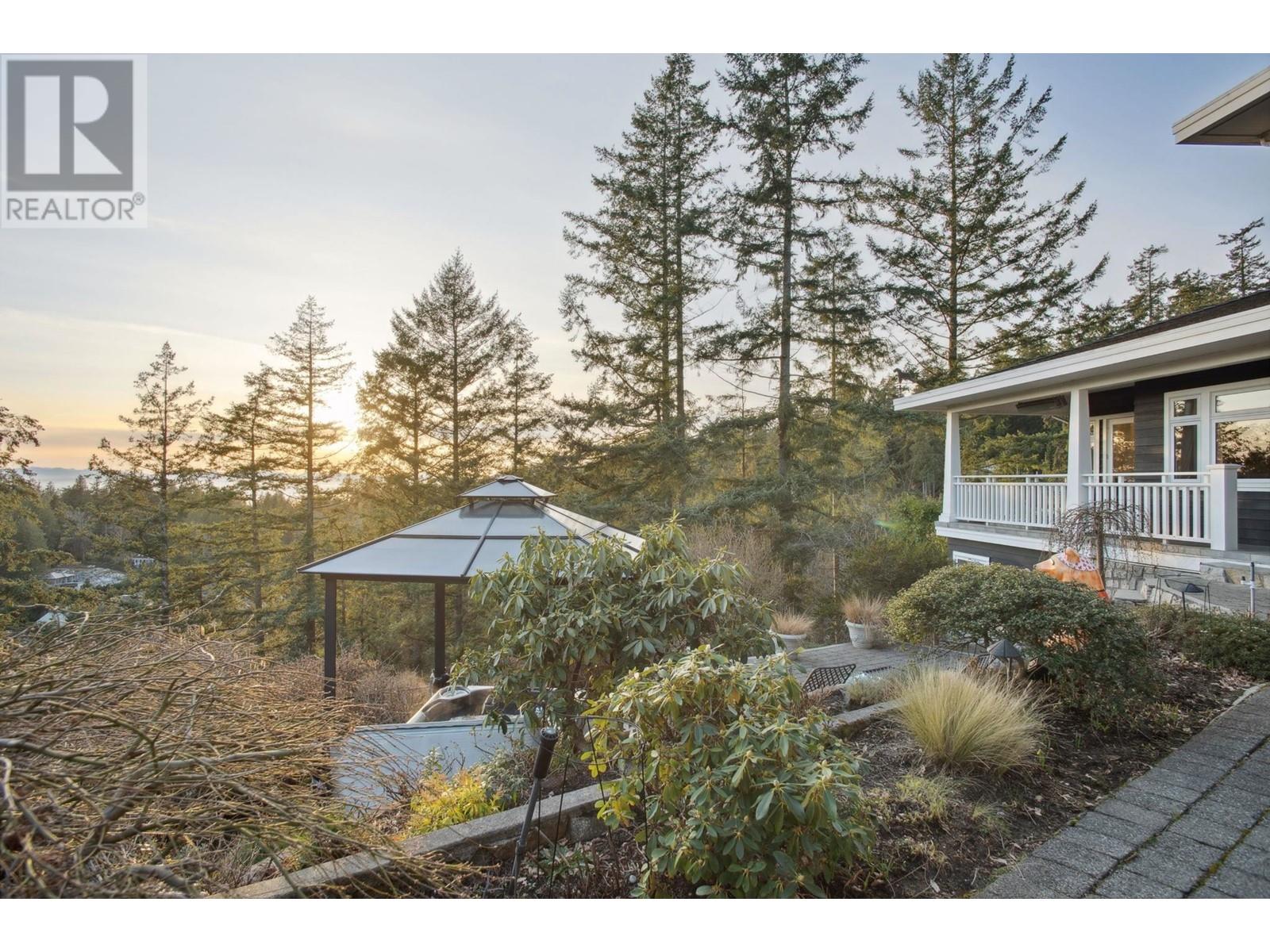 4668 Headland Drive, West Vancouver, British Columbia  V7W 3J3 - Photo 36 - R3009997