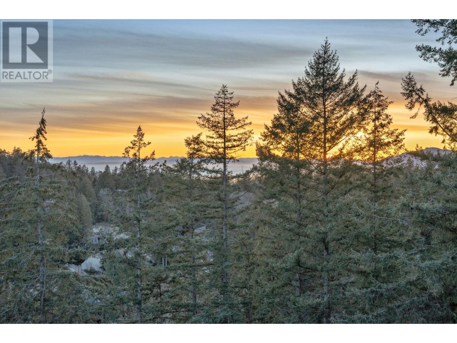 4668 Headland Drive, West Vancouver, British Columbia  V7W 3J3 - Photo 38 - R3009997
