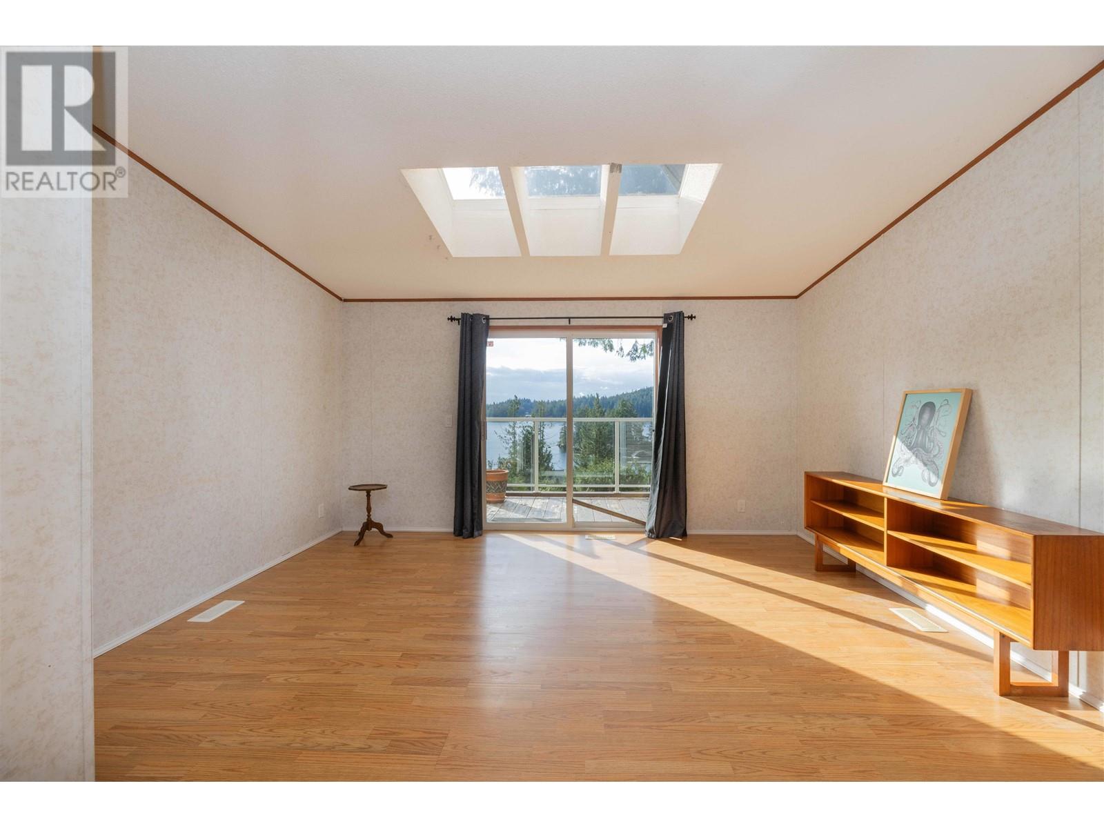 4799 Sinclair Bay Road, Pender Harbour, British Columbia  V0N 1S1 - Photo 10 - R3010000