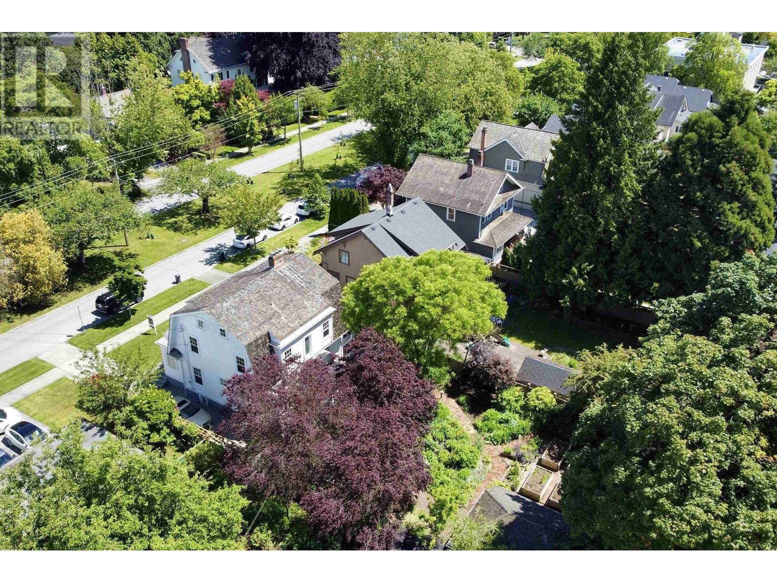 428 Fifth Street, New Westminster, British Columbia  V3L 2X6 - Photo 37 - R3010022