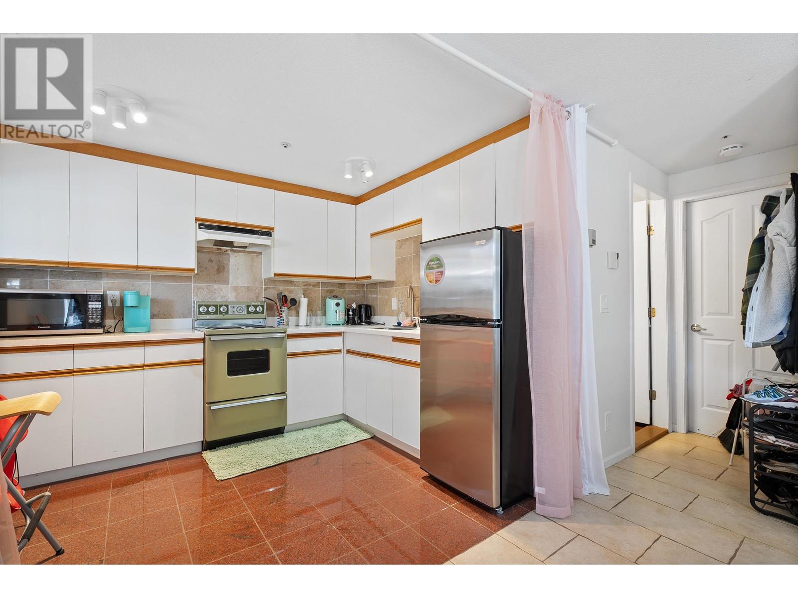 4988 Sherbrooke Street, Vancouver, British Columbia  V5W 3M2 - Photo 26 - R3010032