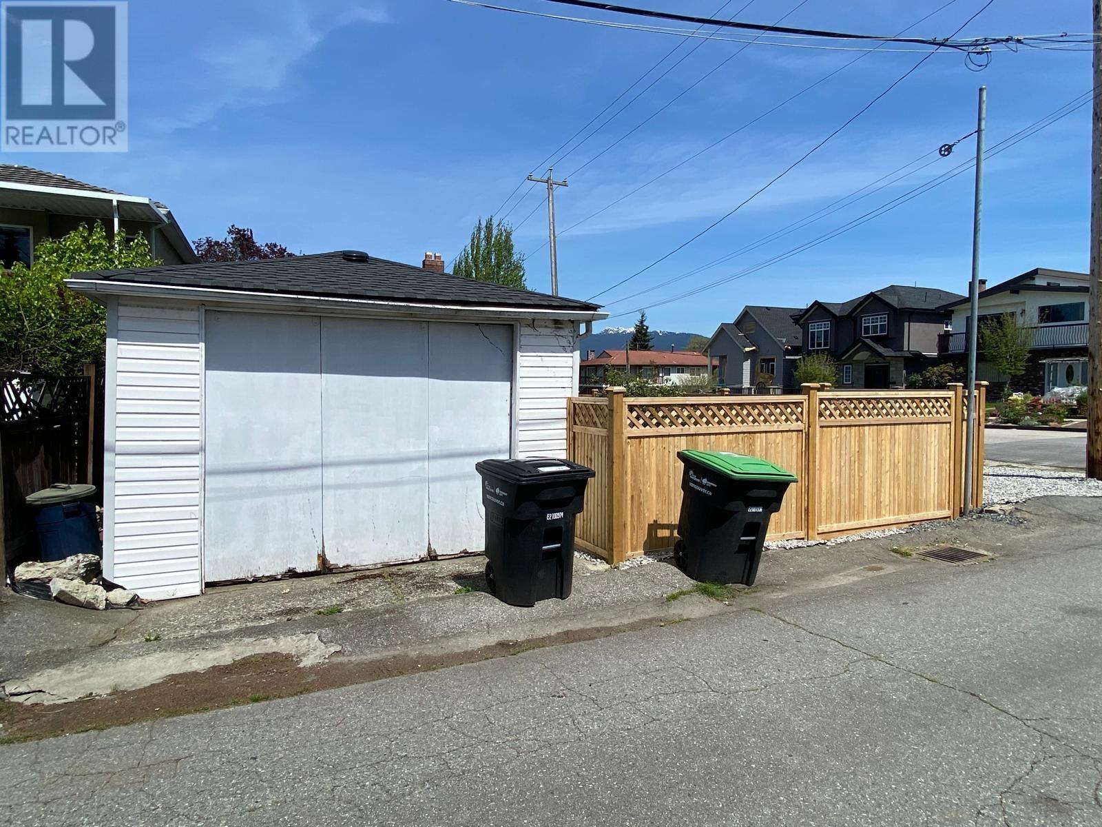 2790 William Street, Vancouver, British Columbia  V5K 2Y8 - Photo 4 - R3010057
