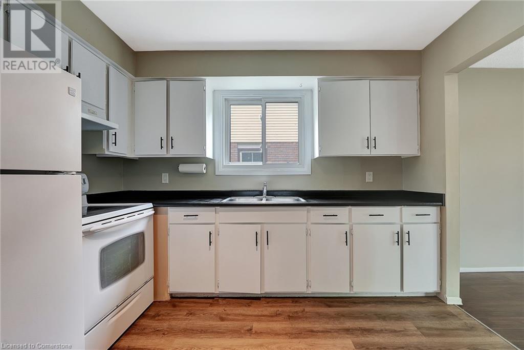 11 Woods End, Brantford, Ontario  N3R 6M8 - Photo 17 - 40733273