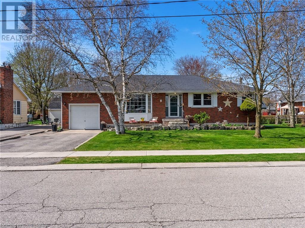 Property at 4 LAIDLAW Street image 1