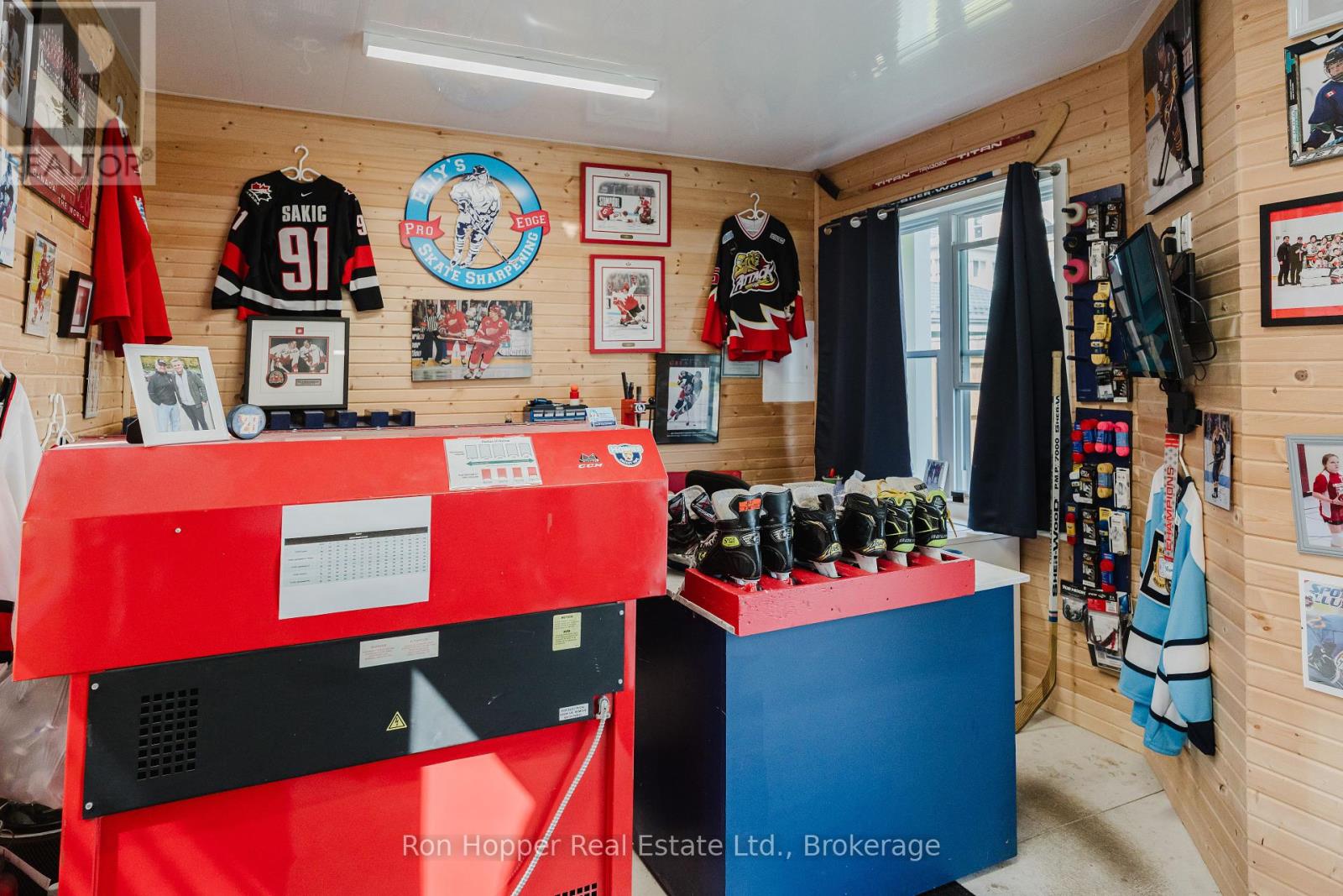 1666 3rd Avenue W, Owen Sound, Ontario  N4K 4R4 - Photo 29 - X12190542