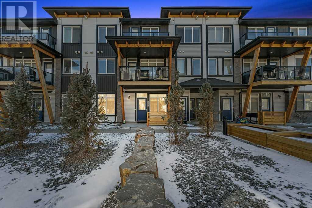 233 Savanna Walk Ne, Calgary, Alberta  T3J 0Y3 - Photo 1 - A2204635