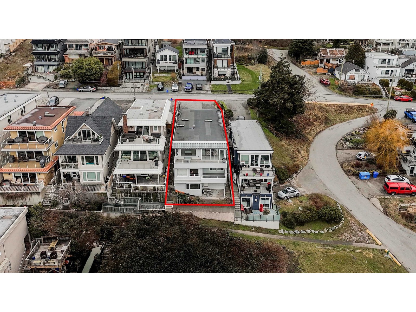 Property at 15452 VICTORIA AVENUE image 1