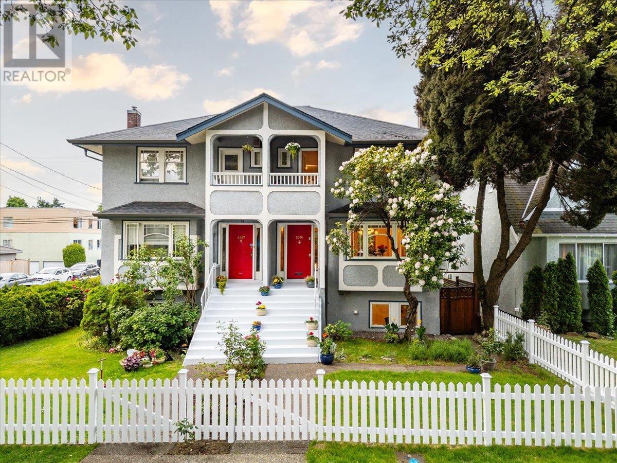 2391 W 10TH AVENUE, vancouver, British Columbia