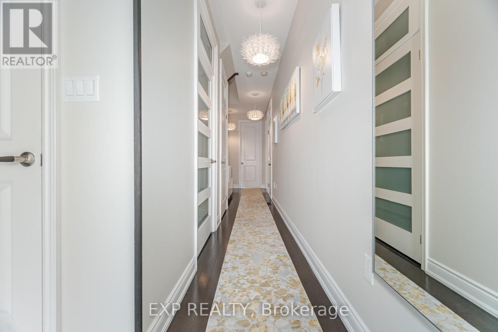 54 Ingleside Street, Vaughan, Ontario  L4L 0H9 - Photo 3 - N12189768