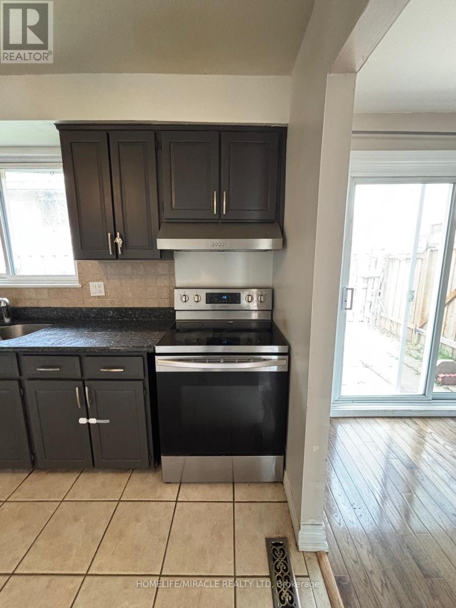 455 Dianne Drive, Oshawa (Donevan), Ontario  L1H 7A8 - Photo 24 - E12190547