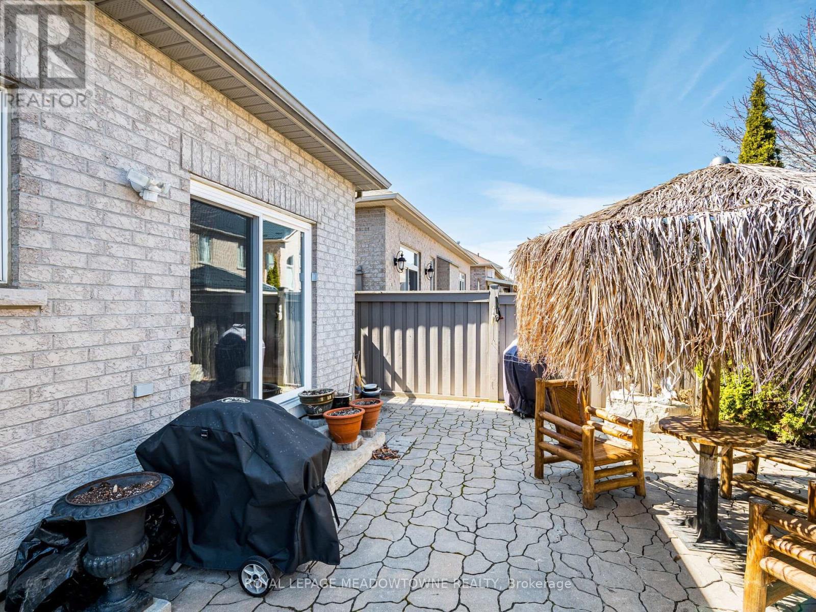 16 Isaiah Drive, Vaughan (Vellore Village), Ontario  L4H 0C3 - Photo 47 - N12190545