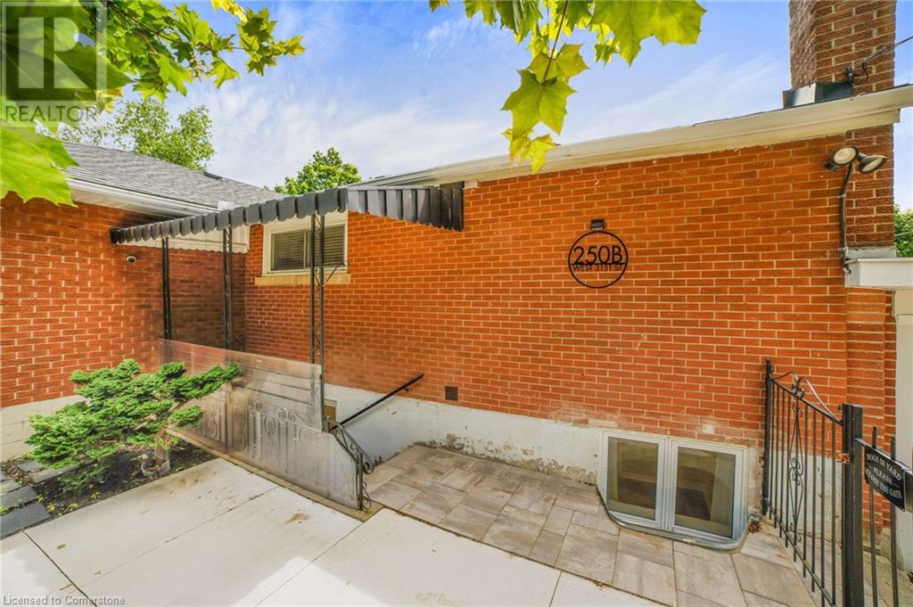 250 West 31st Street Unit# Unit B, Hamilton, Ontario  L9C 5G4 - Photo 2 - 40712263