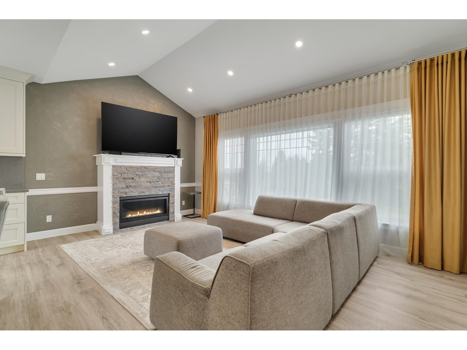 11554 92a Avenue, Delta, British Columbia  V4C 3M7 - Photo 6 - R3009974