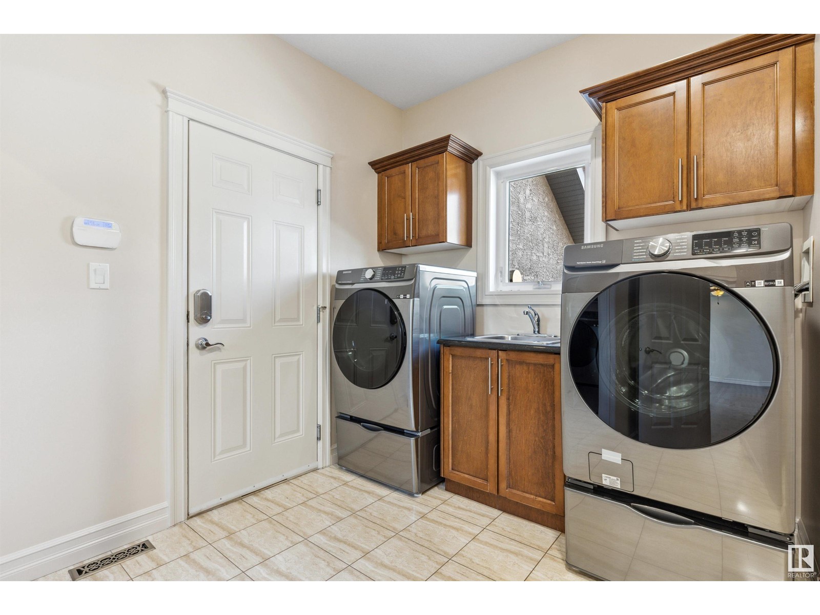 Property at #629 52328 RGE ROAD 233 image 4