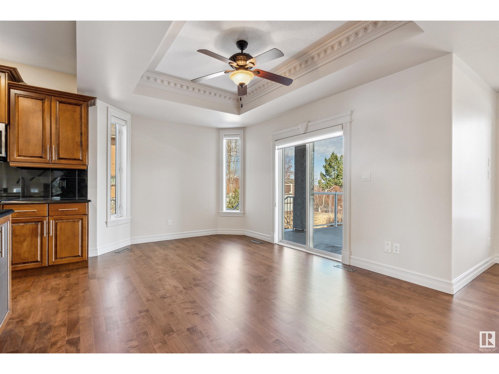 Property at #629 52328 RGE ROAD 233 image 2
