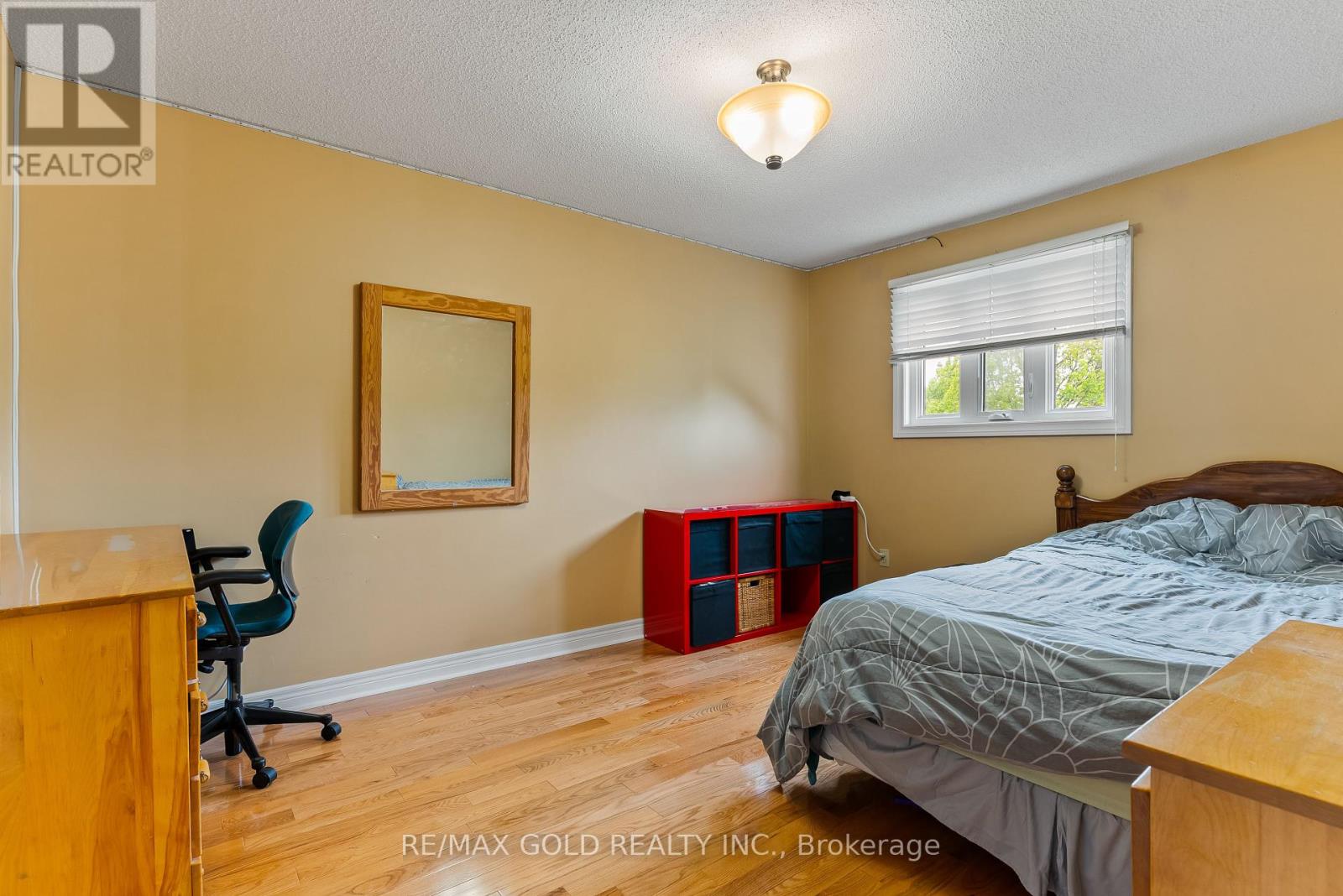 58 Hall Crescent, Brampton (Northwood Park), Ontario  L6X 3J5 - Photo 24 - W12190034
