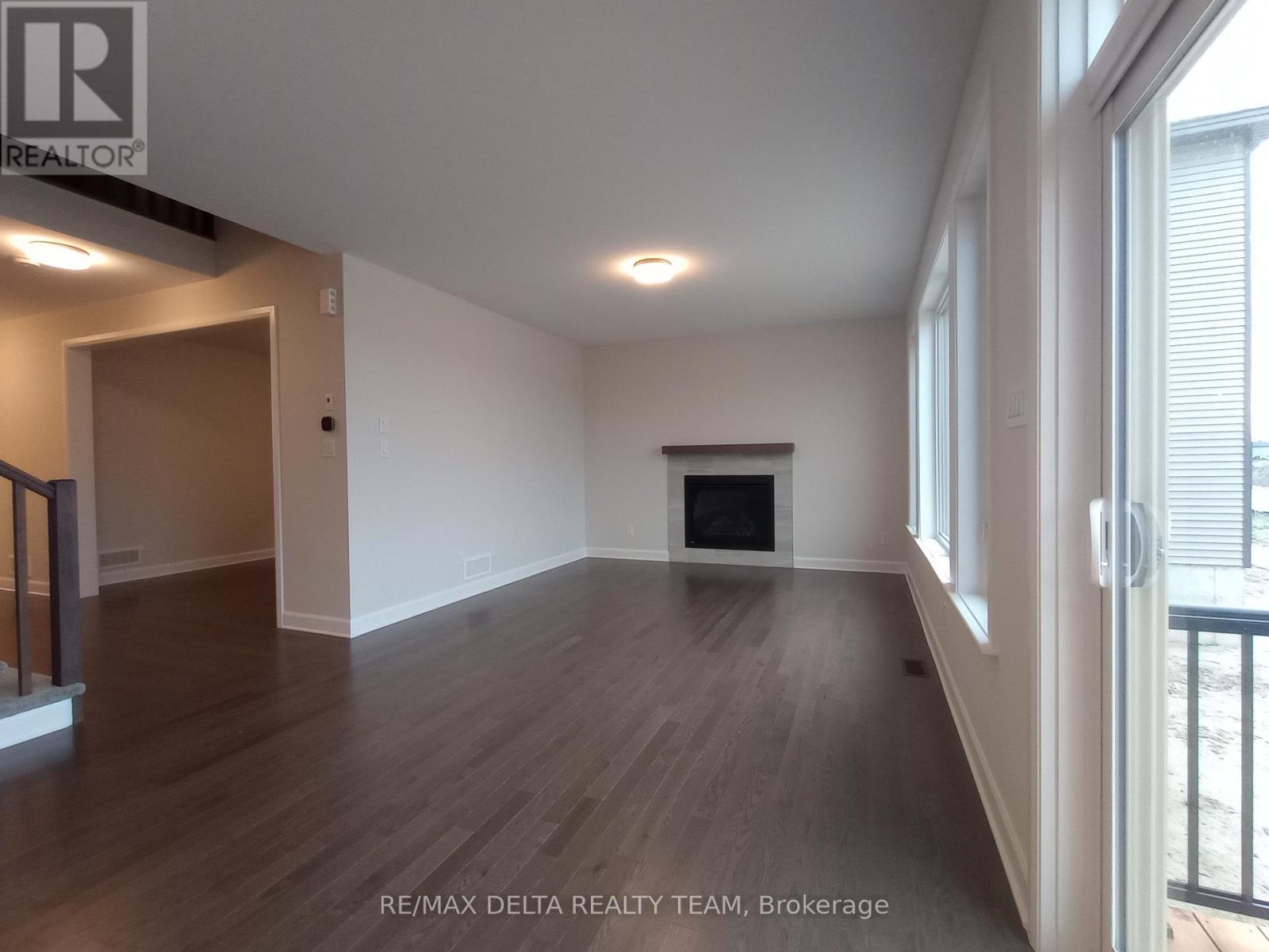 801 Gamble Drive, Russell, Ontario  K4R 0G6 - Photo 11 - X12176809
