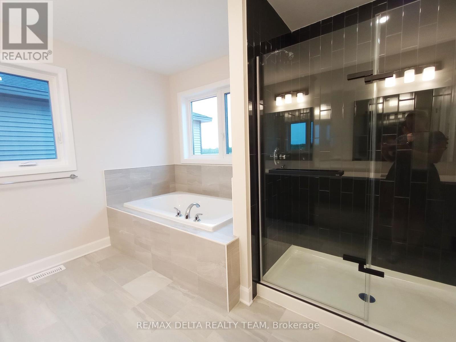801 Gamble Drive, Russell, Ontario  K4R 0G6 - Photo 16 - X12176809