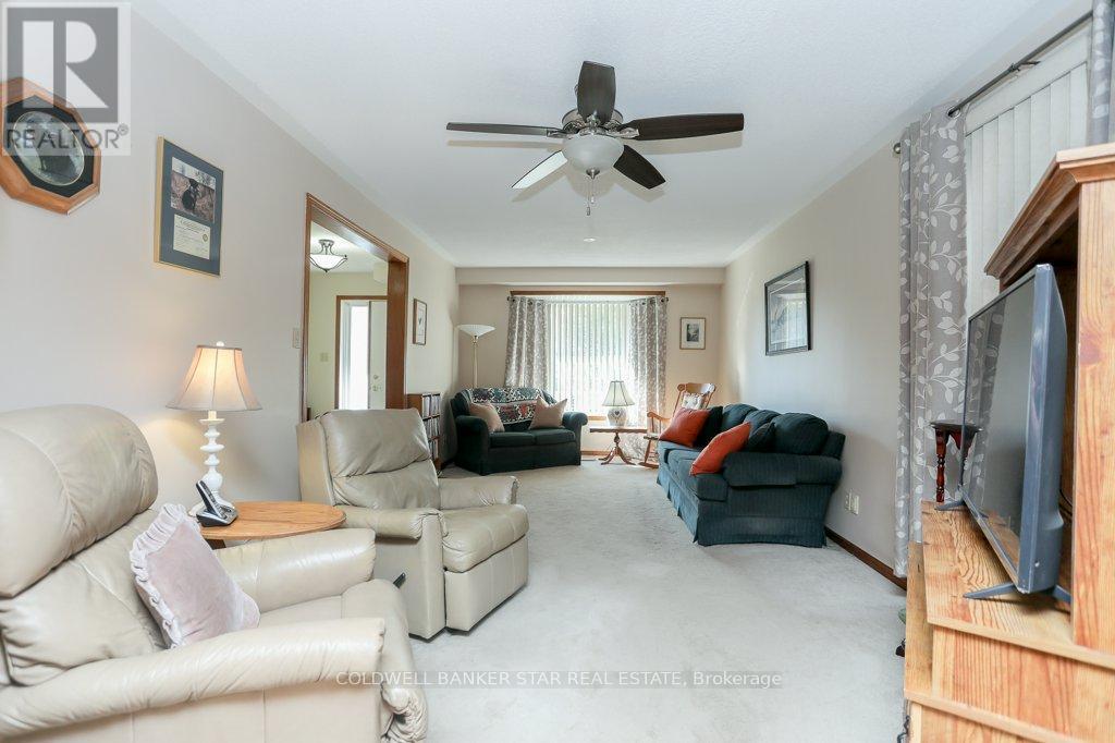 31 Sinclair Crescent, Aylmer, Ontario  N5H 3B7 - Photo 15 - X12190556