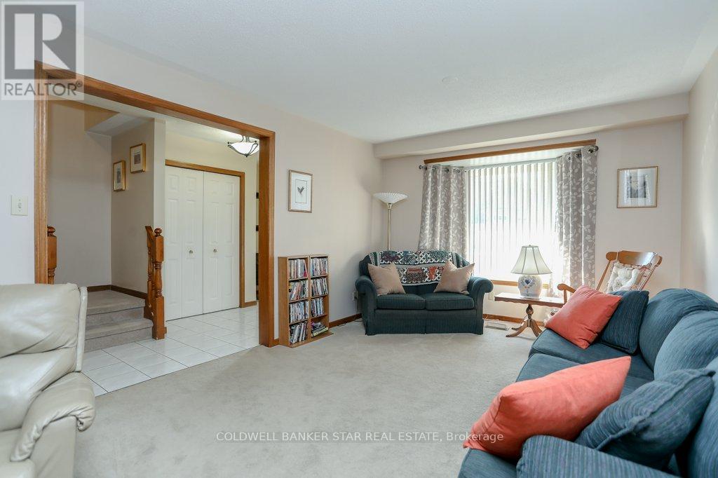 31 Sinclair Crescent, Aylmer, Ontario  N5H 3B7 - Photo 5 - X12190556