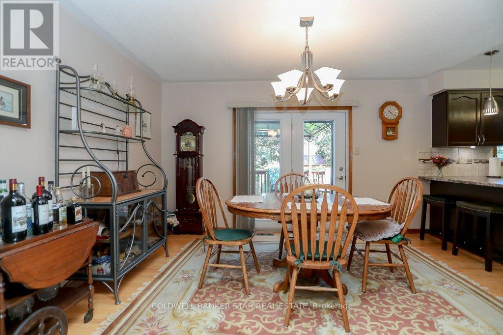 31 Sinclair Crescent, Aylmer, Ontario  N5H 3B7 - Photo 6 - X12190556