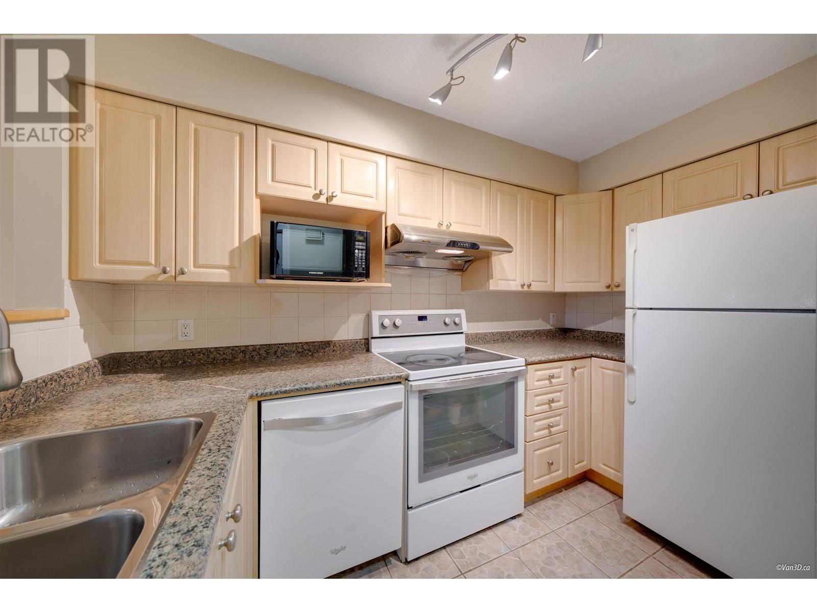 112 7891 No.1 Road, Richmond, British Columbia  V7C 1T7 - Photo 9 - R3009947