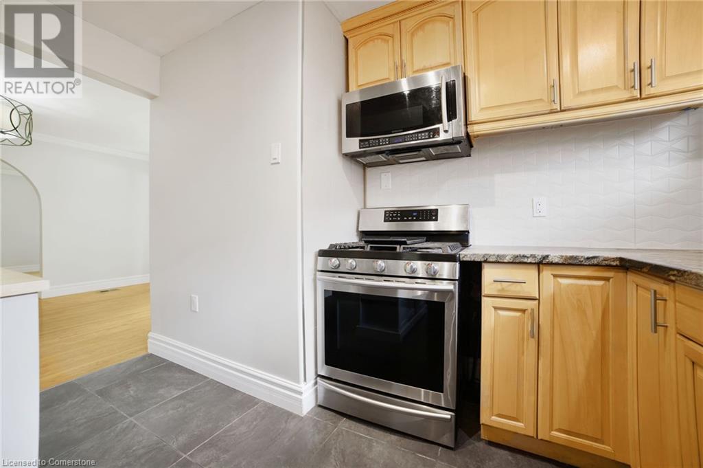 250 West 31st Street Unit# Unit A, Hamilton, Ontario  L9C 5G4 - Photo 11 - 40712257