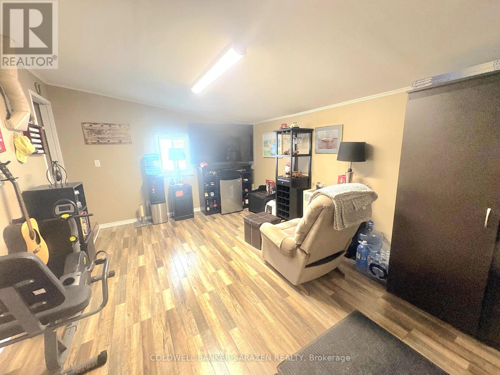 35 Evergreen Lane, Mcnab/braeside, Ontario  K0A 3L0 - Photo 6 - X12190595
