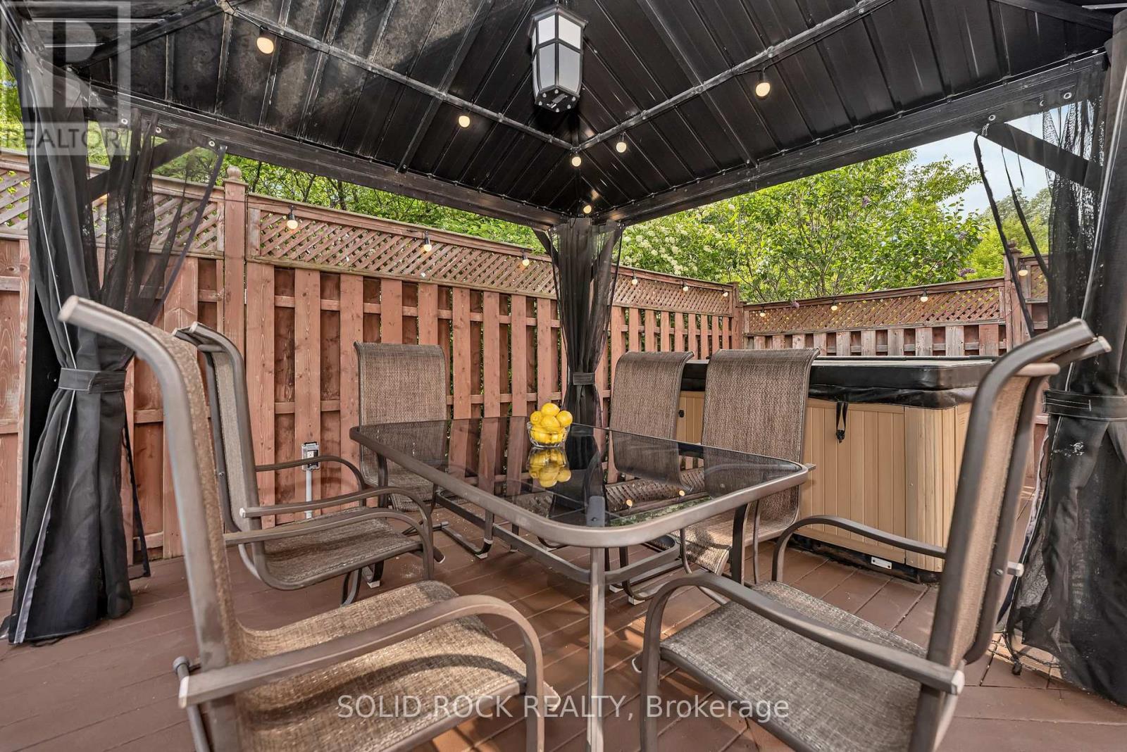 162 Stedman Street, Ottawa, Ontario  K1T 0B5 - Photo 25 - X12190614