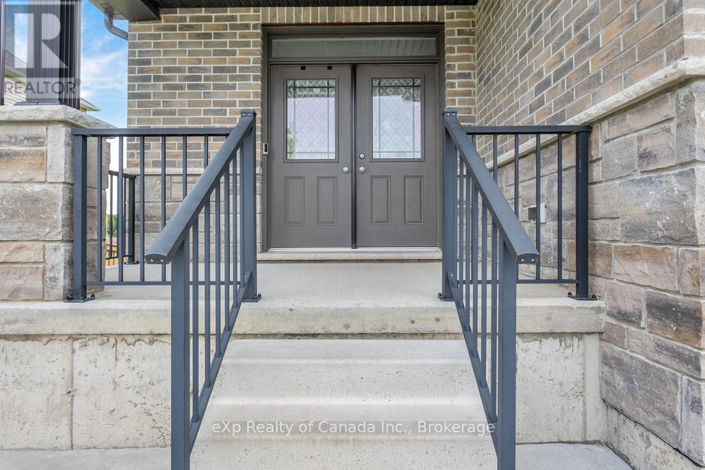341 Poldon Drive, Norwich, Ontario  N0J 1P0 - Photo 3 - X12190583