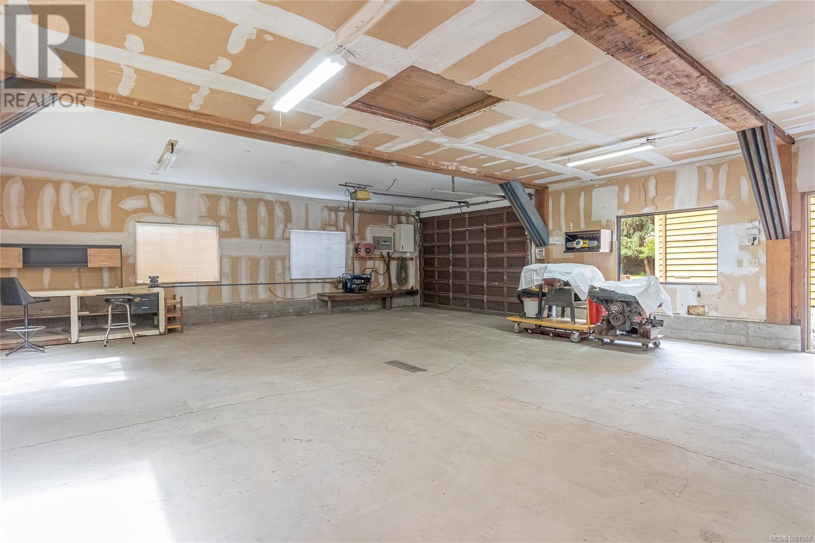 Property at 1670 Wilkinson Rd image 5