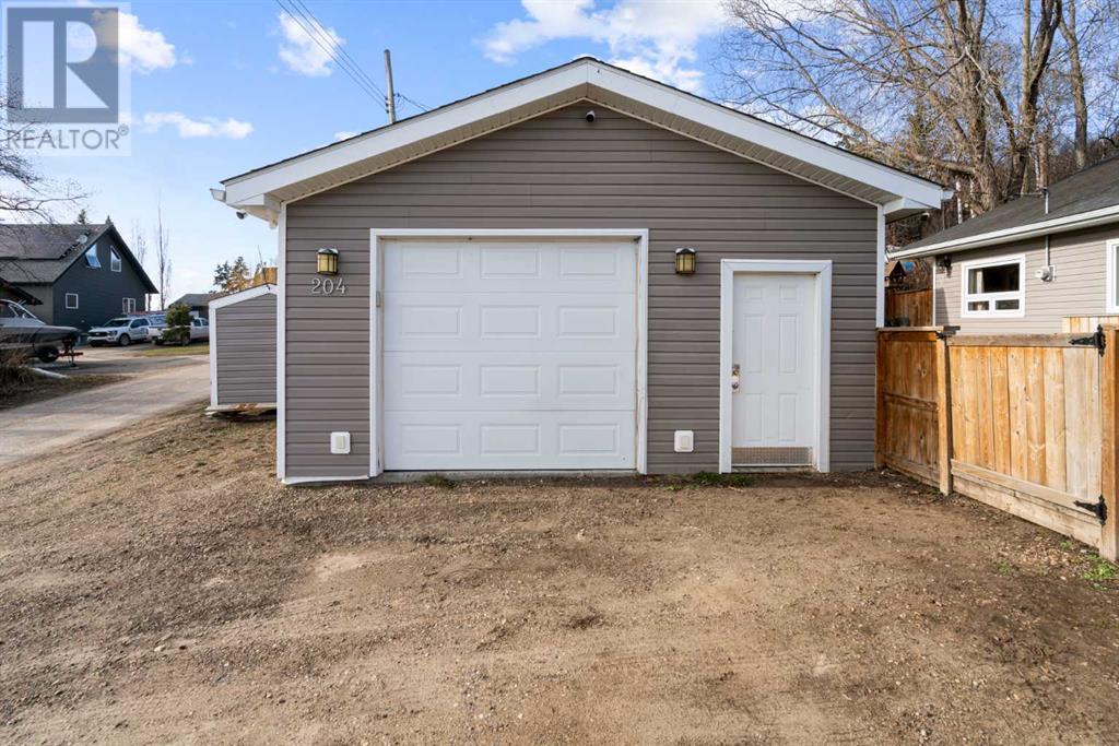 204 Red Wing Crescent, Tillicum Beach, Alberta  T4V 2M9 - Photo 21 - A2210433