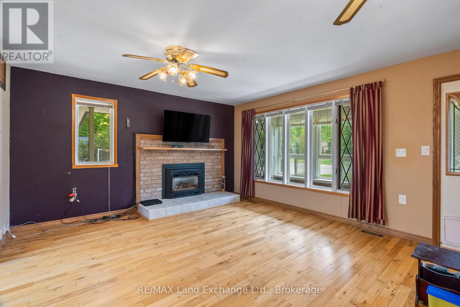 401 Winnebago Road, Huron-Kinloss, Ontario  N2Z 2X3 - Photo 17 - X12190623