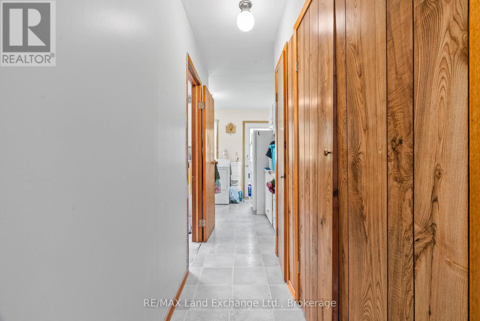 401 Winnebago Road, Huron-Kinloss, Ontario  N2Z 2X3 - Photo 28 - X12190623