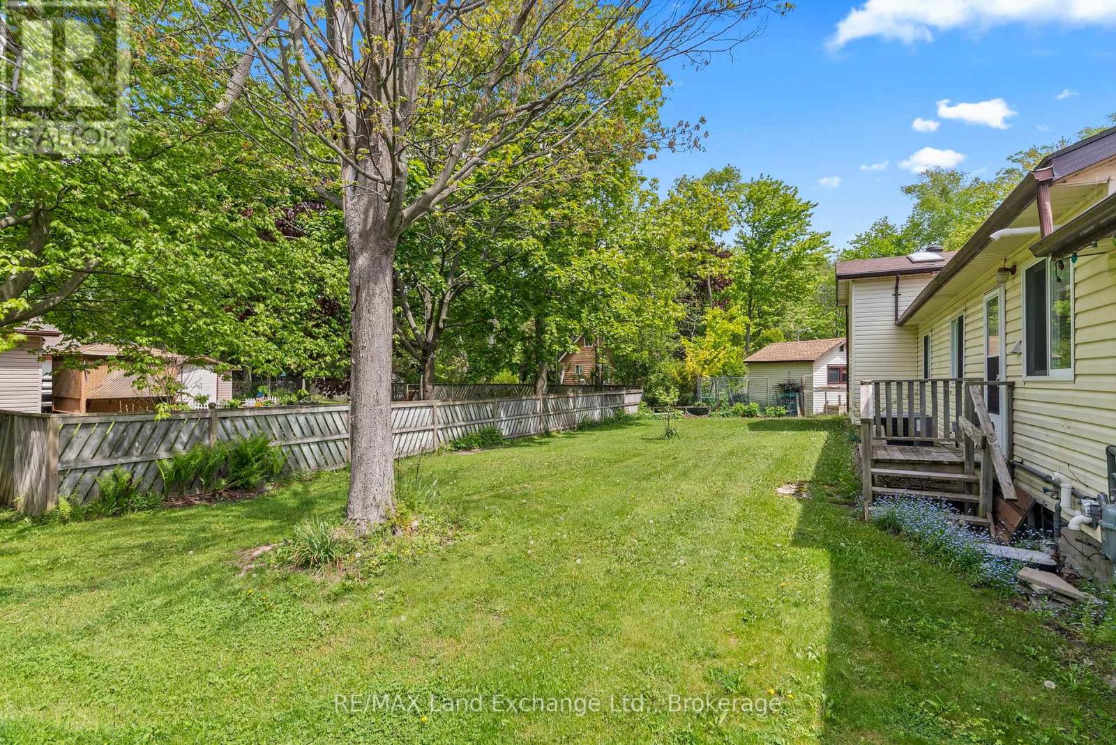 401 Winnebago Road, Huron-Kinloss, Ontario  N2Z 2X3 - Photo 36 - X12190623