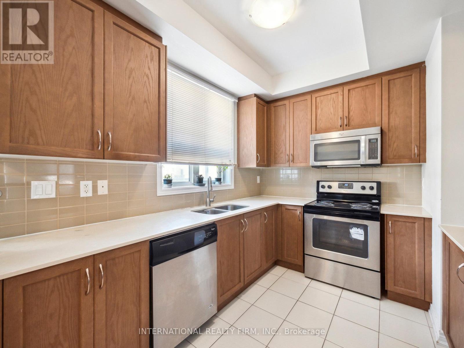 14 - 9621 Jane Street, Vaughan, Ontario  L6A 4G5 - Photo 10 - N12140088