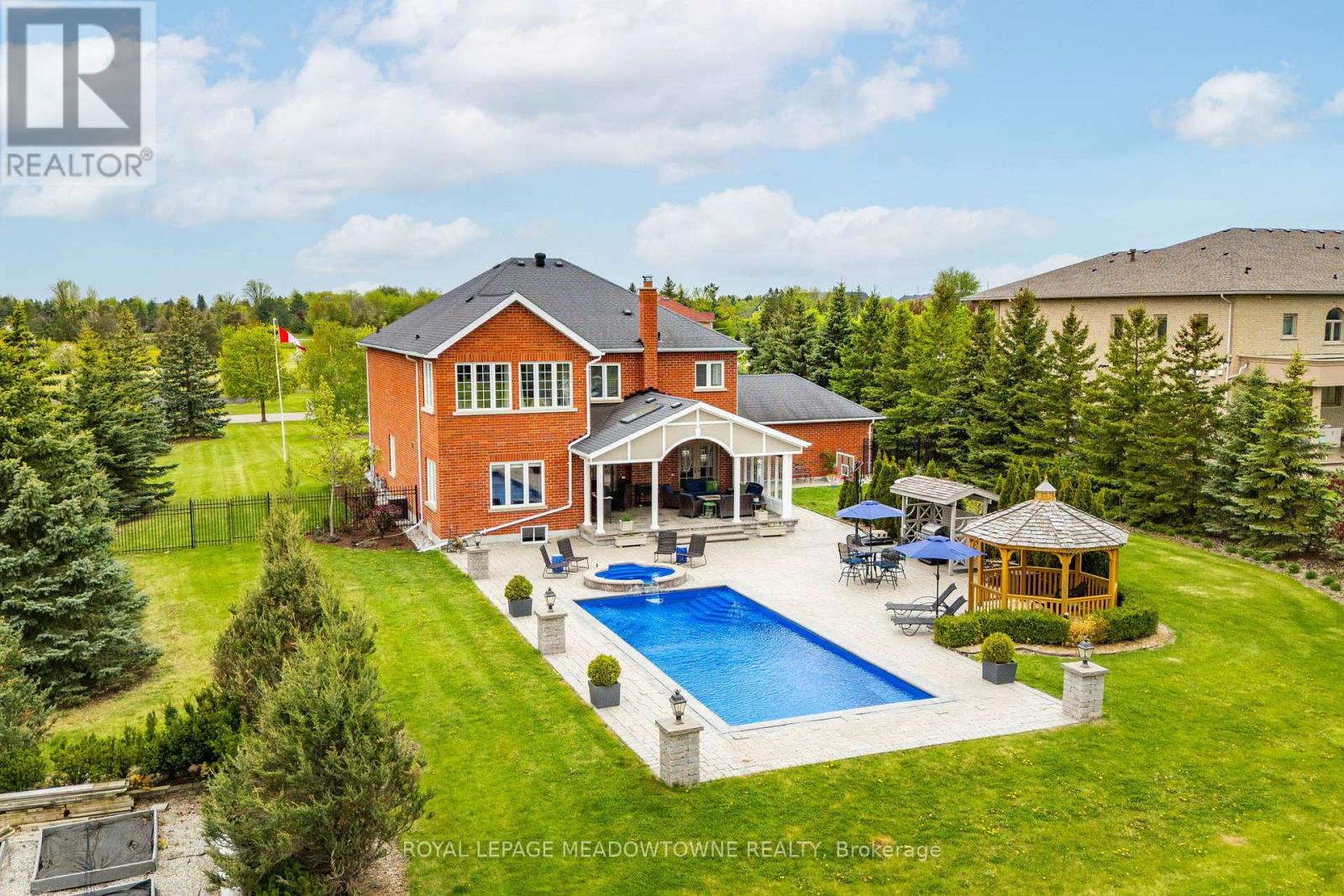 12 EVERGLADE DRIVE, Brampton, Ontario